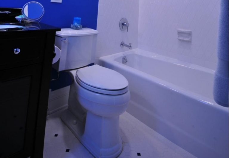 LowFlow Toilets What are the Pros and Cons? Flood Brothers Plumbing