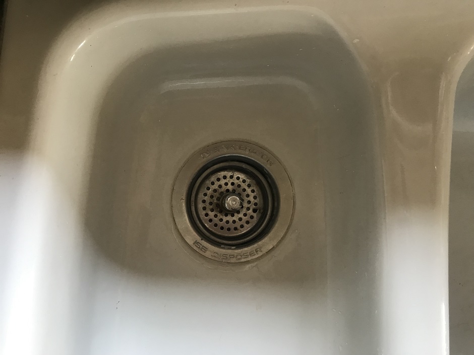 Bathroom sink drain